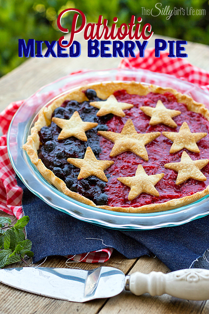 Patriotic Mixed Berry Pie, simple and easy berry pie recipe, decorated for 4th of July! (Or Memorial Day, or summer, or just because.. you get the idea!) - ThisSillyGirlsLife.com #patrioticrecipes #berrypie
