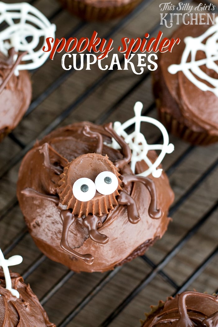 Spooky Spider Cupcakes, a fun way to decorate your favorite cupcakes, just in time for Halloween! from ThisSillyGirlsLife.com #spidercupcakes #cupcakes #Halloween